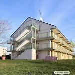 Hotel Roissy 3*