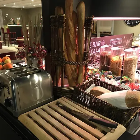 Roissy - Witz Ex-campanile Roissy - Witz Hotel Saint-Witz