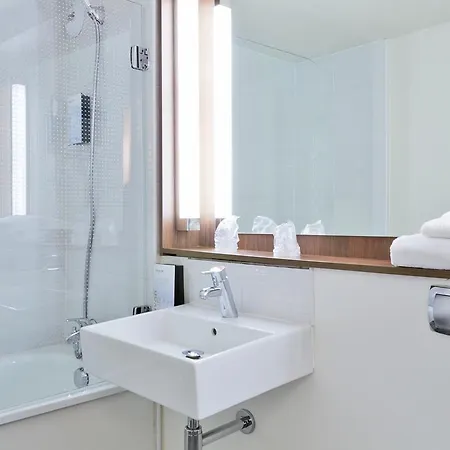 Roissy - Witz Ex-campanile Roissy - Witz Hotel Saint-Witz