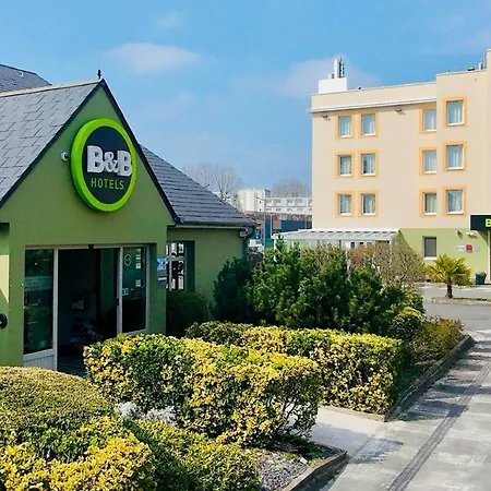 Hotel Roissy 3*