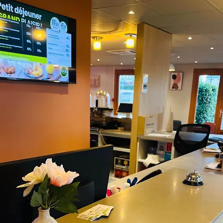 Hotell Roissy Saint-Witz