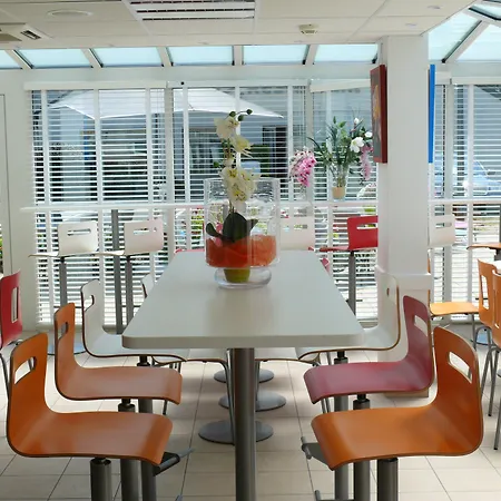 Roissy Hotel