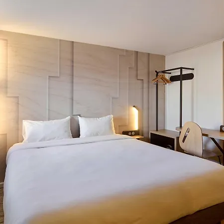 Roissy 3* Saint-Witz