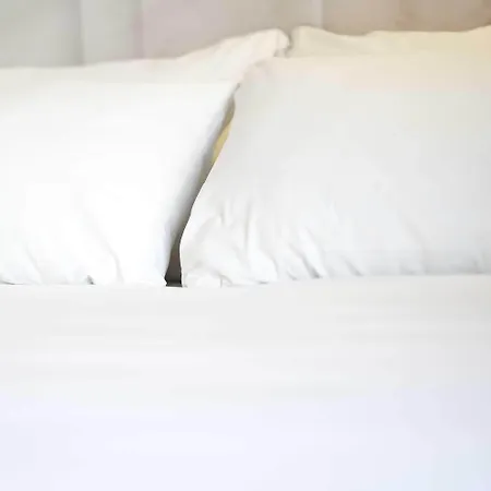 Roissy Hotel 3*
