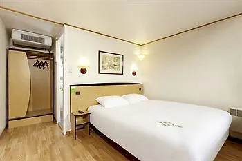 Roissy - Witz Ex-campanile Roissy - Witz Hotel Saint-Witz