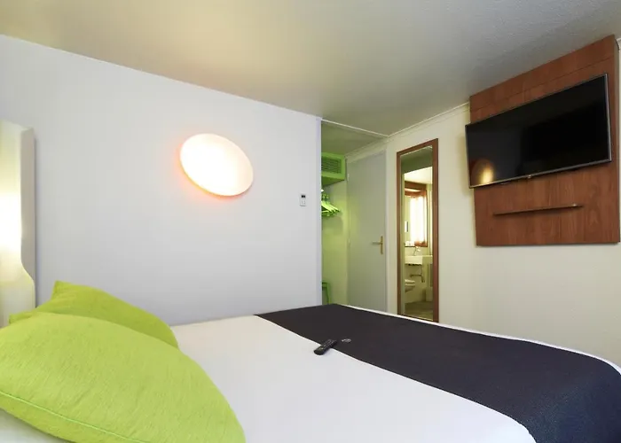 Roissy Hotel 3*