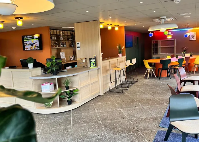 Hotel Roissy 3*