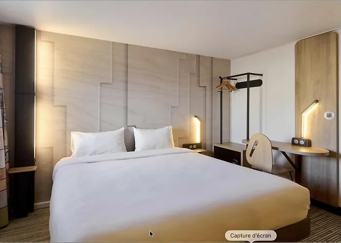Roissy Hotel