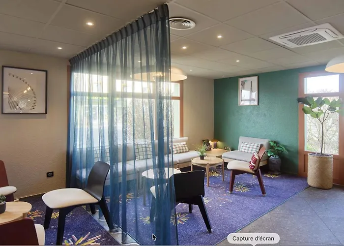Roissy 3*